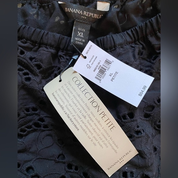 Banana Republic Black Off Shoulder Top Women sz XL Petite Eyelet Sleeveless NWT - Picture 2 of 6